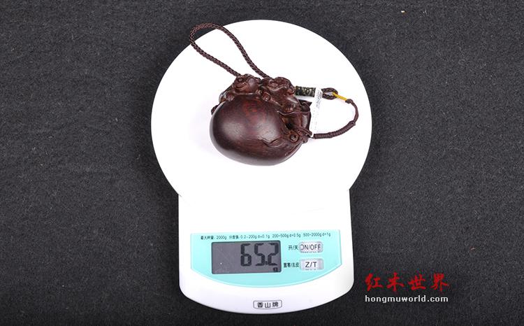小叶紫檀子孙万代金星手把件欣赏-5