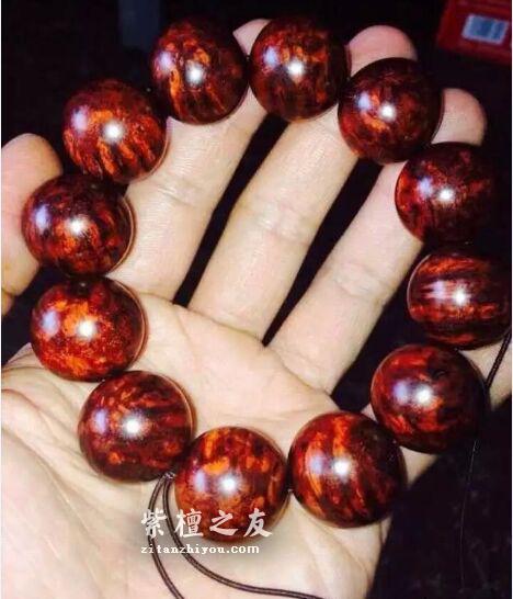 玩紫檀手串的几个误区-1