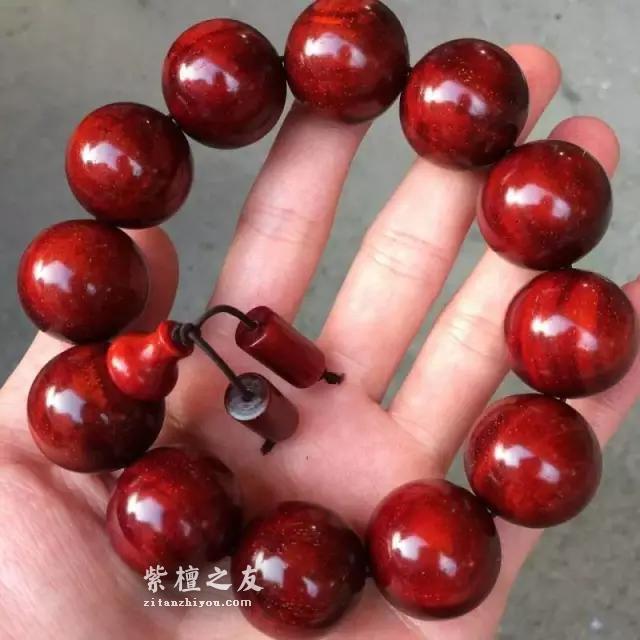 小叶紫檀里的小鲜肉、老腊肉，当然要区别对待！-2