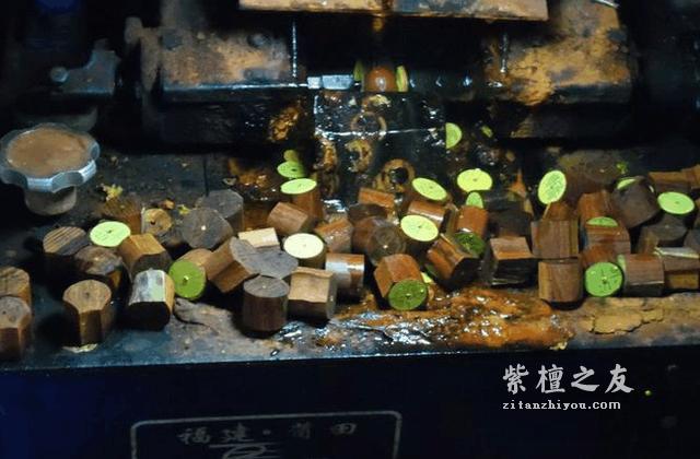 看完小叶紫檀手串的制作过程，你动心了吗？-4