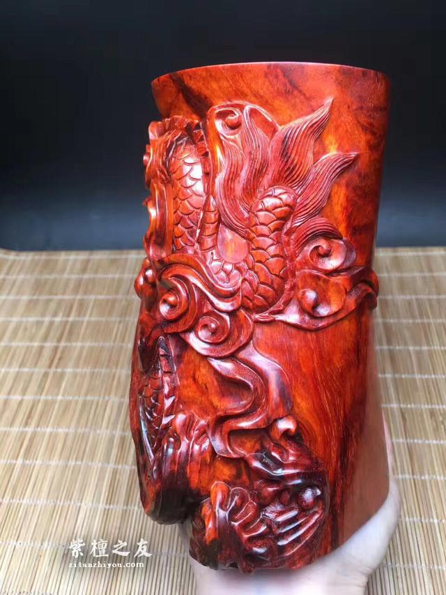 蛟龙得水 印度小叶紫檀纯手工笔筒 象征有才之人遇良机-3