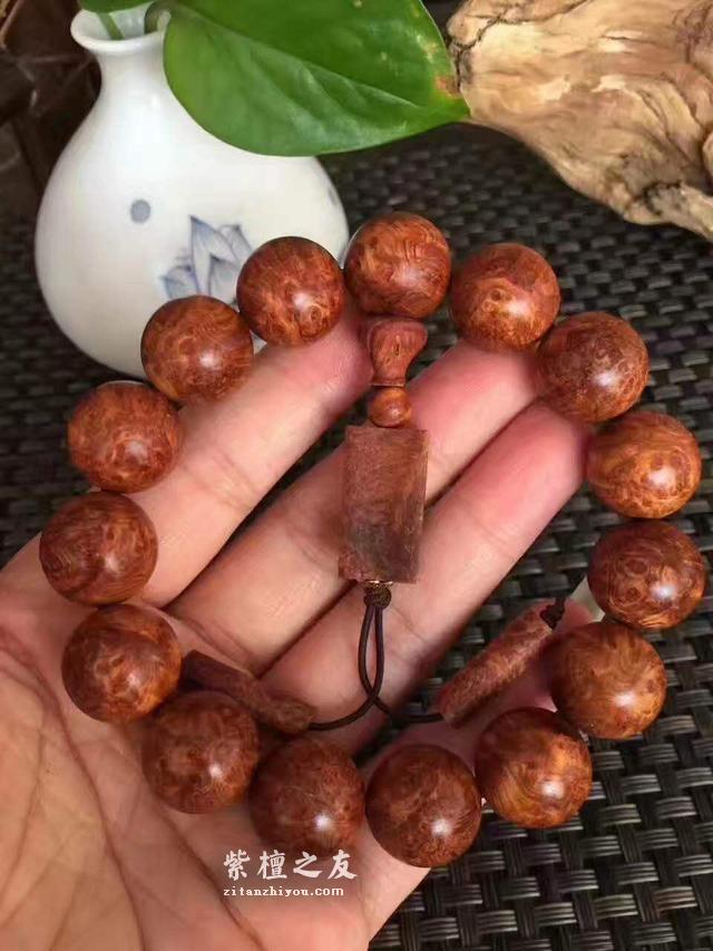 小叶紫檀究竟是选择大还是小？看老司机怎么说-2