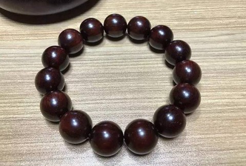 你的紫檀手串能够安稳度过这个夏天吗？
