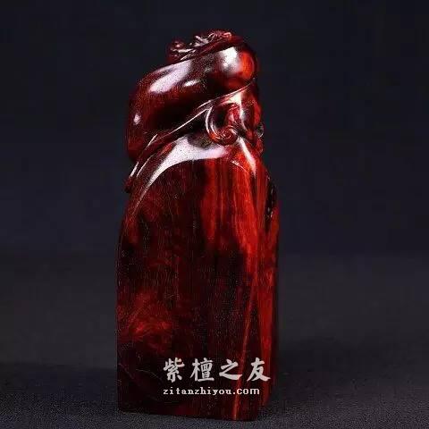 古代书房中常见的九种文房用器 紫檀材质更是画龙点睛-3