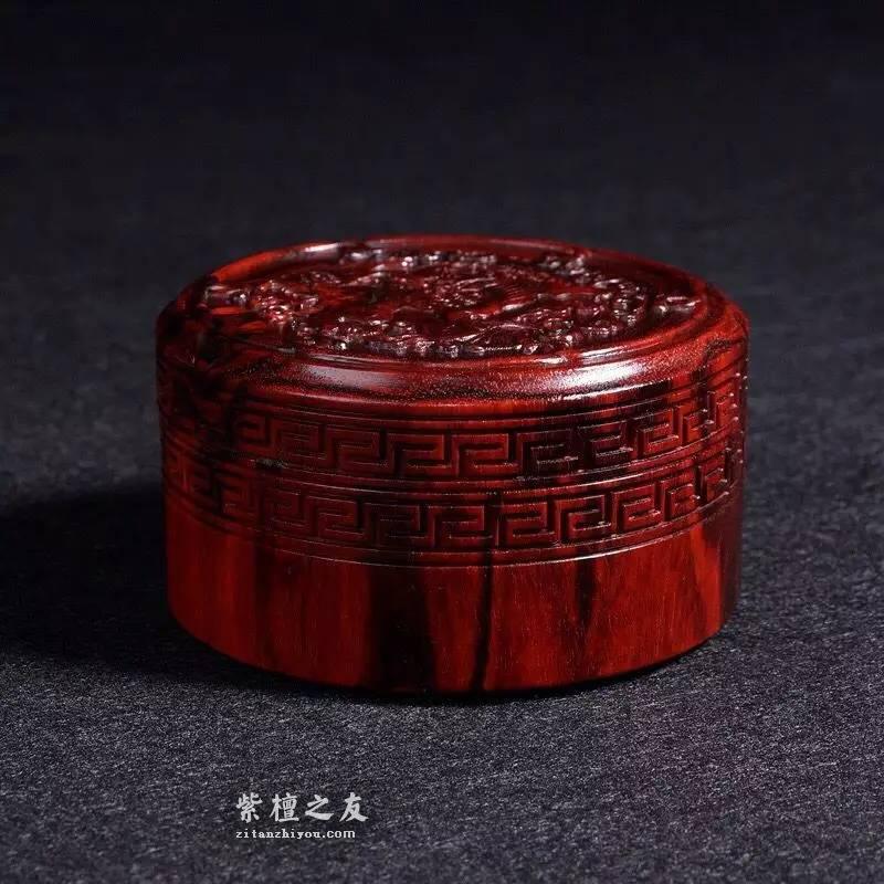 古代书房中常见的九种文房用器 紫檀材质更是画龙点睛-4
