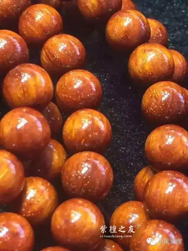 正宗印度小叶紫檀108手串欣赏 满金星鸡血红玻璃底高油密闭合棕眼-6