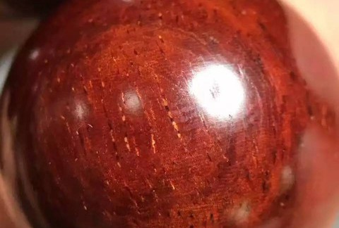 精品小叶紫檀2.0手串配蜜蜡 鸡血红鱼鳞底泥料