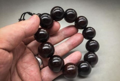 关于紫檀的把玩心得