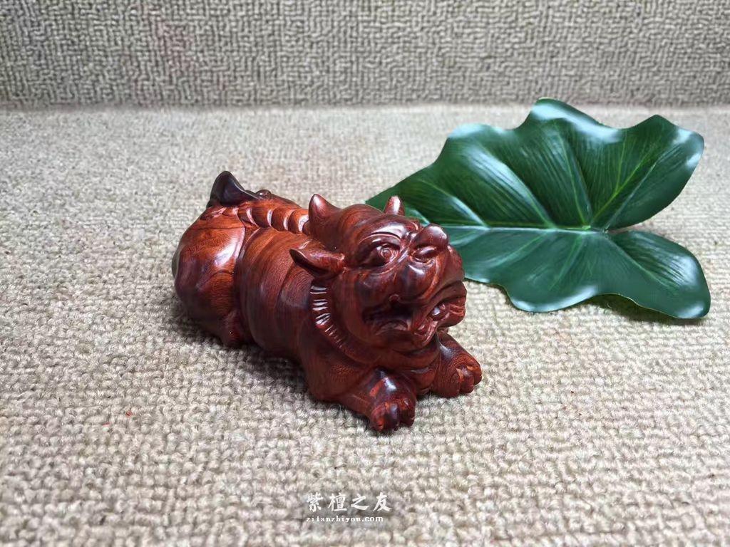 小叶紫檀手把件《貔貅》可辟邪镇宅招财-3