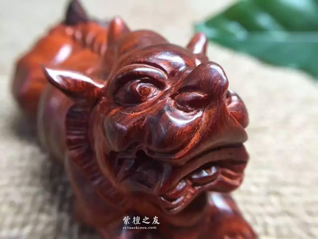 小叶紫檀手把件《貔貅》可辟邪镇宅招财-5