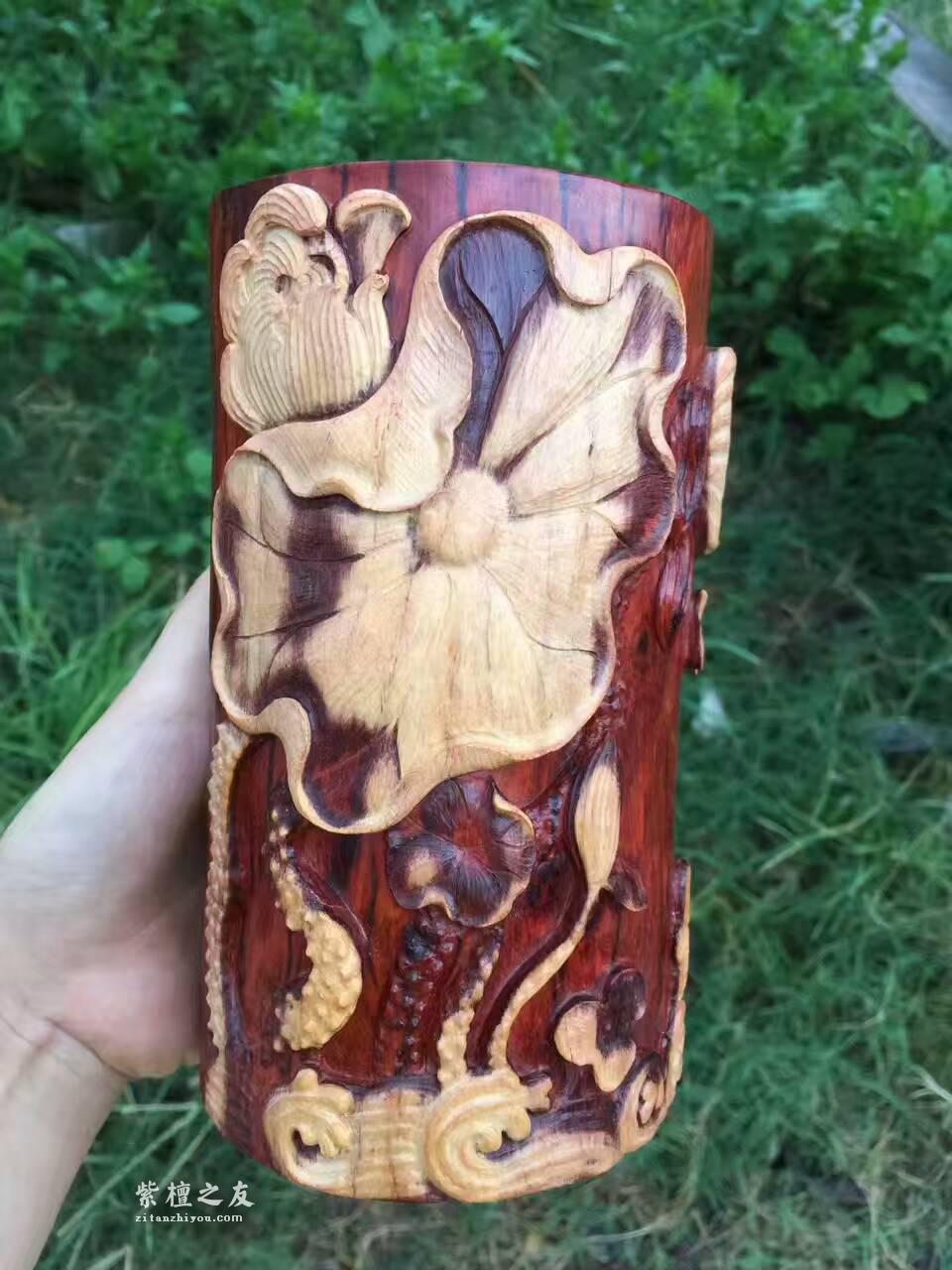 小叶紫檀笔筒《连年有余》手工制作白皮巧雕独具特色-2