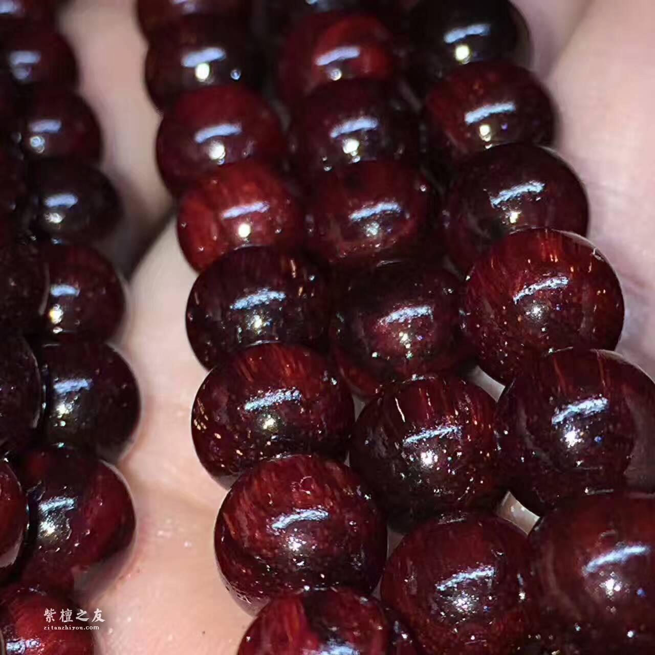 0.8小叶紫檀手串 带微星玻璃底高油密-6