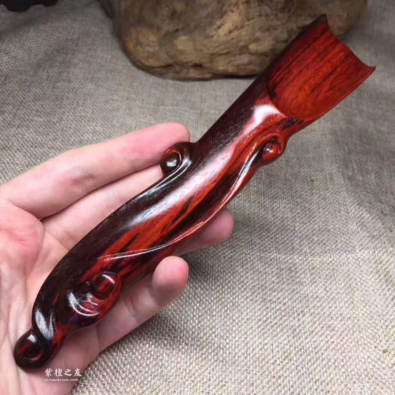 高油密泥料子！小叶紫檀火焰纹手把件-2