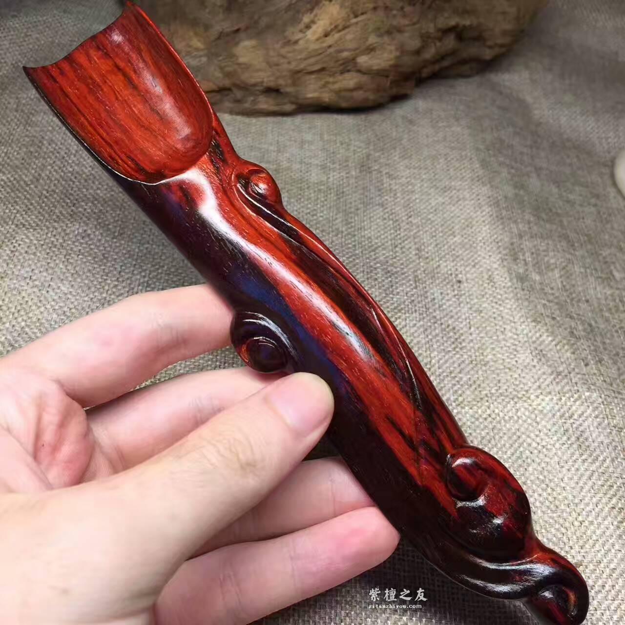 高油密泥料子！小叶紫檀火焰纹手把件-6
