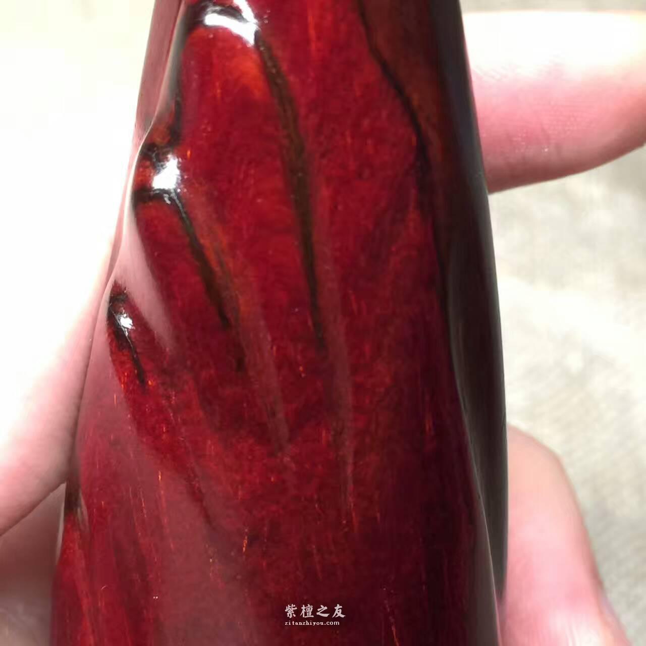 小叶紫檀中的王者《羽翼》手把件 完美无瑕鱼鳞底-1