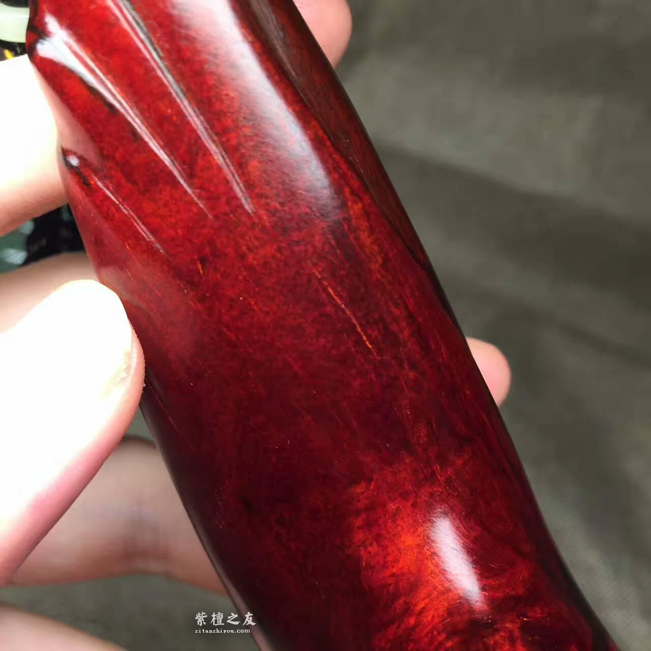 小叶紫檀中的王者《羽翼》手把件 完美无瑕鱼鳞底-3