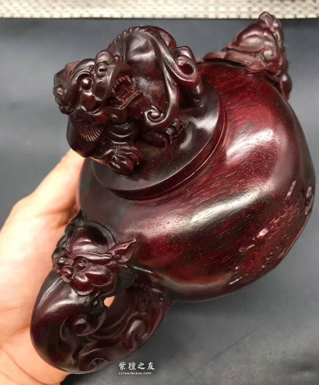 印度小叶紫檀高密度老料手工雕刻壶《五福临门》-3