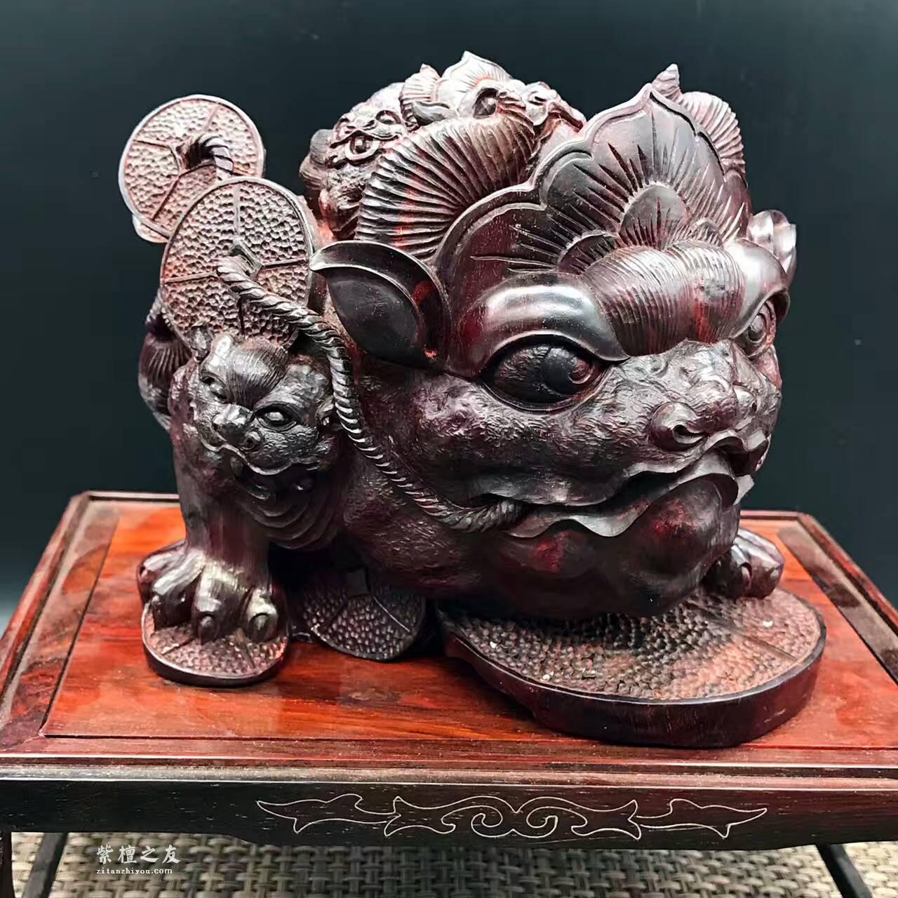 印度小叶紫檀金蟾 纯手工雕刻-1