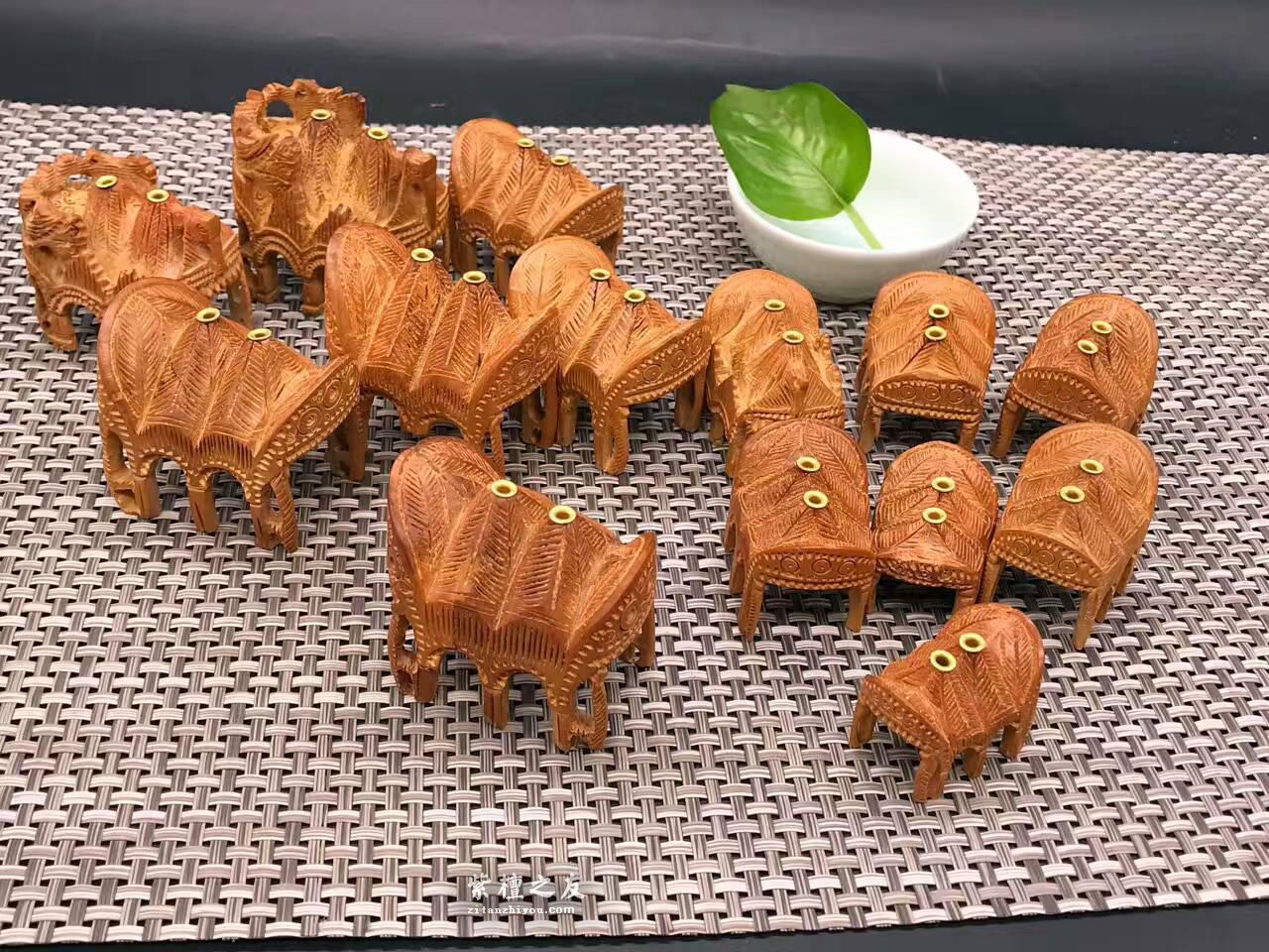 印度本土雕工老山檀香黑肉老料大象鞍香座-7