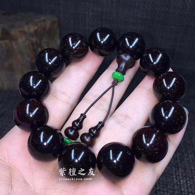 小叶紫檀需要上油吗？上油究竟好不好呢？-1