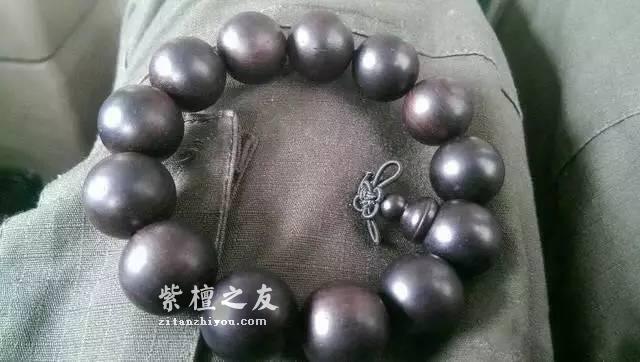 紫檀手串为什么会变乌？变乌的紫檀手串如何处理？