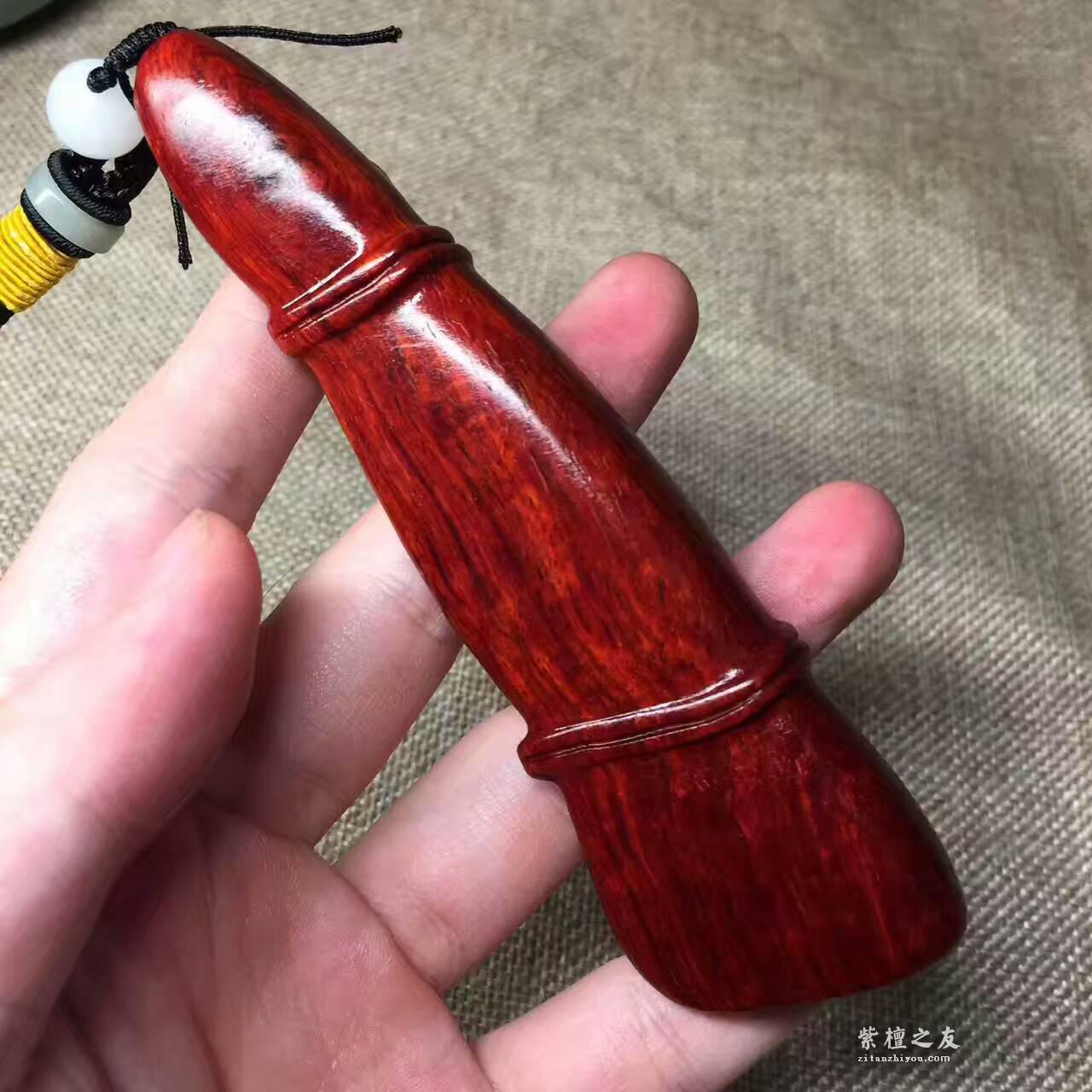 小叶紫檀手把件《节节高》  鱼鳞底金星很漂亮-2