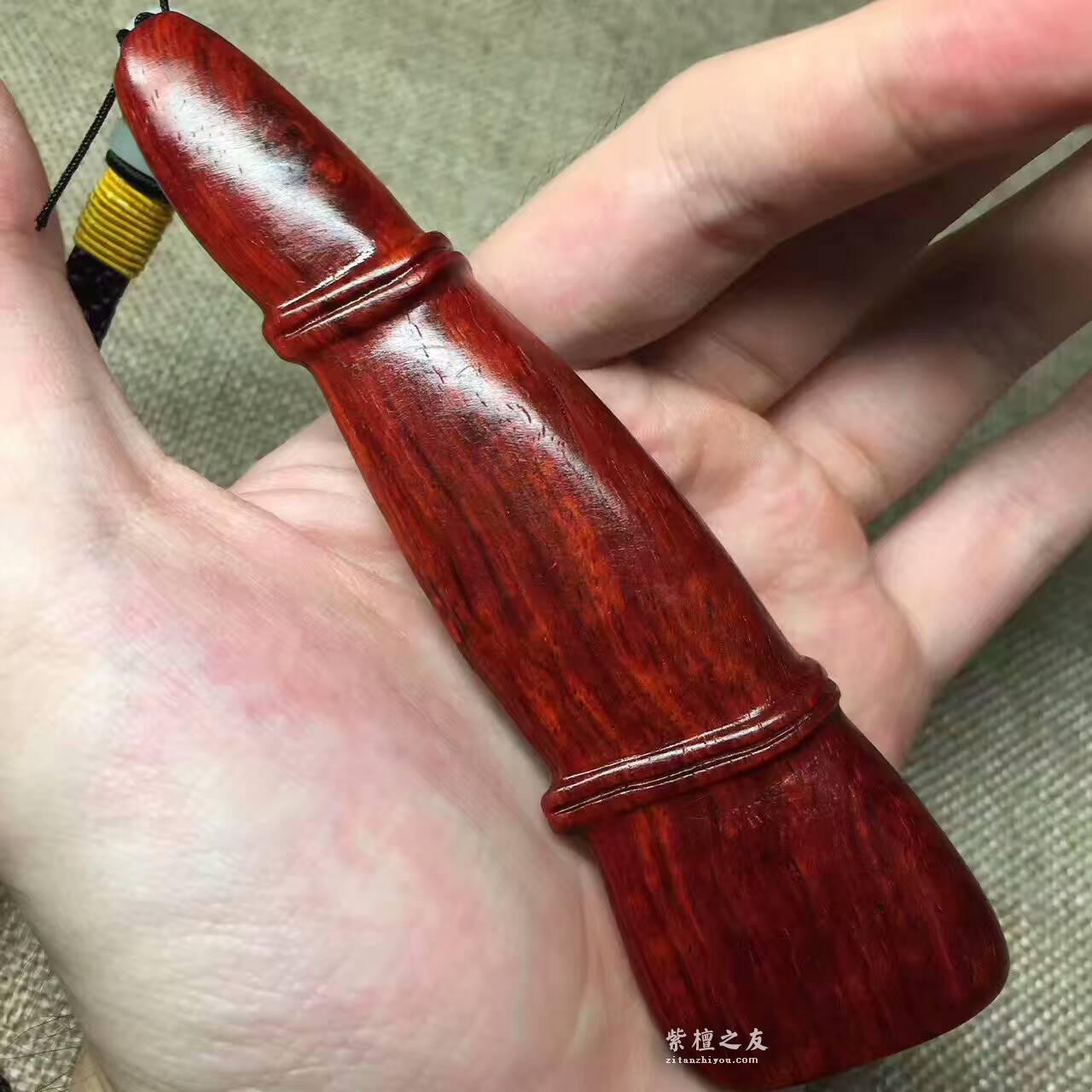小叶紫檀手把件《节节高》  鱼鳞底金星很漂亮-7