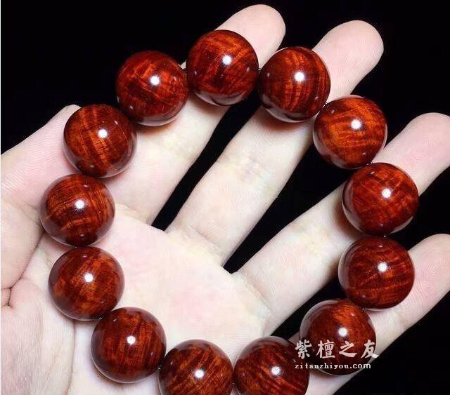小叶紫檀手串是如何定价的呢，懂这些就能降低吃药风险-4