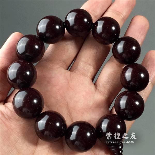 盘玩包浆后的小叶紫檀手串欣赏 真的很漂亮-2