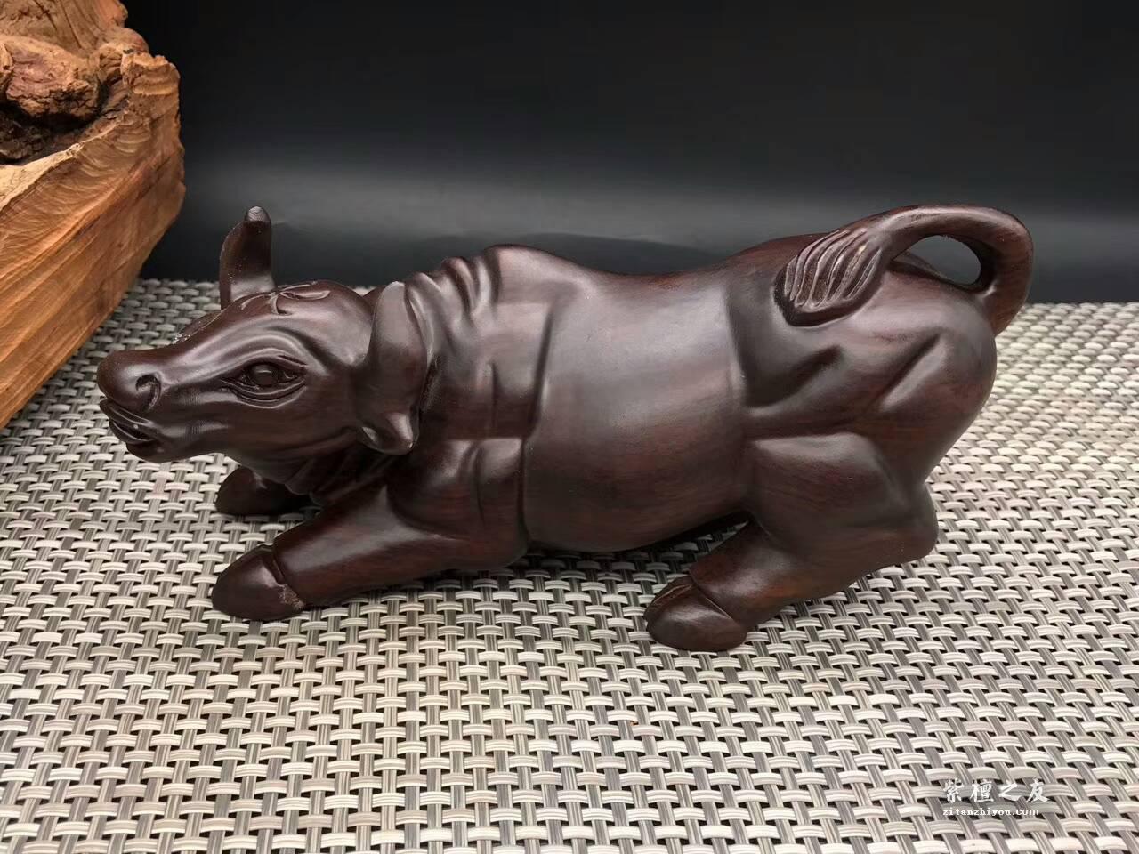 黑檀工艺品《牛气冲天》造型完美精致无暇-3