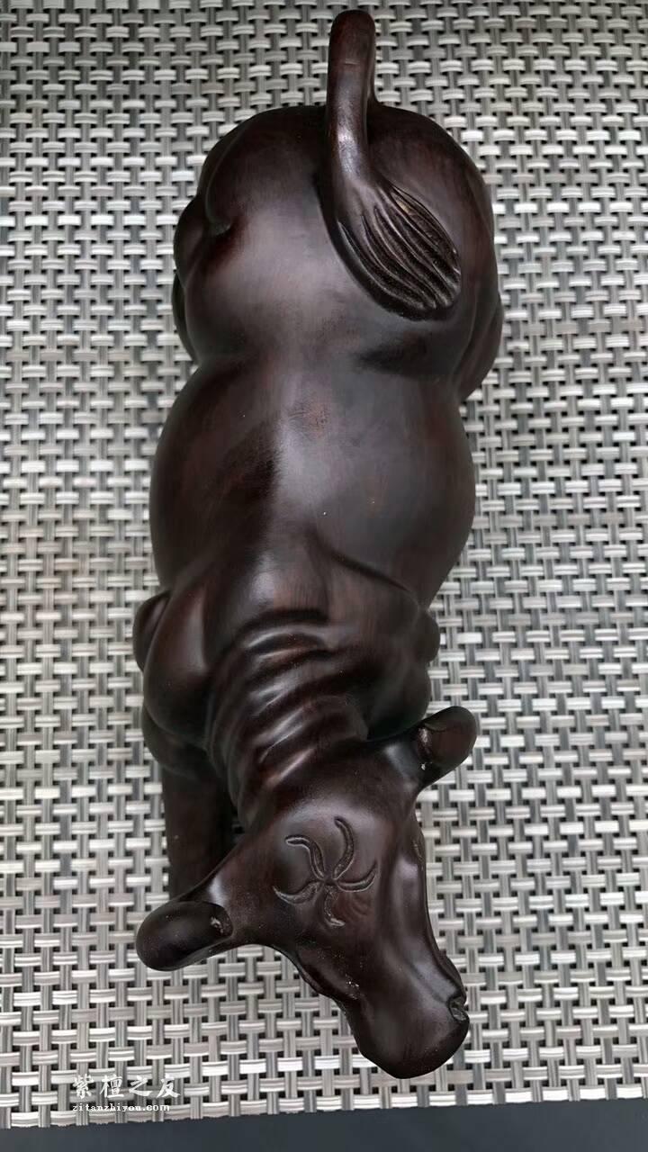 黑檀工艺品《牛气冲天》造型完美精致无暇-5