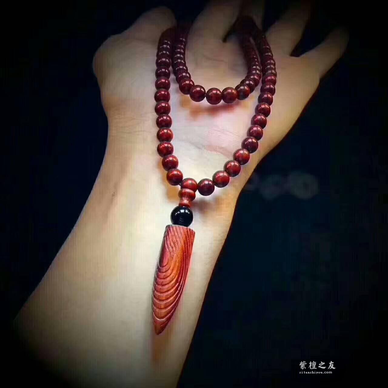 史上最燃产品 《战狼2》吴京同款子弹头 小叶紫檀鸡血红材质 热血抢购