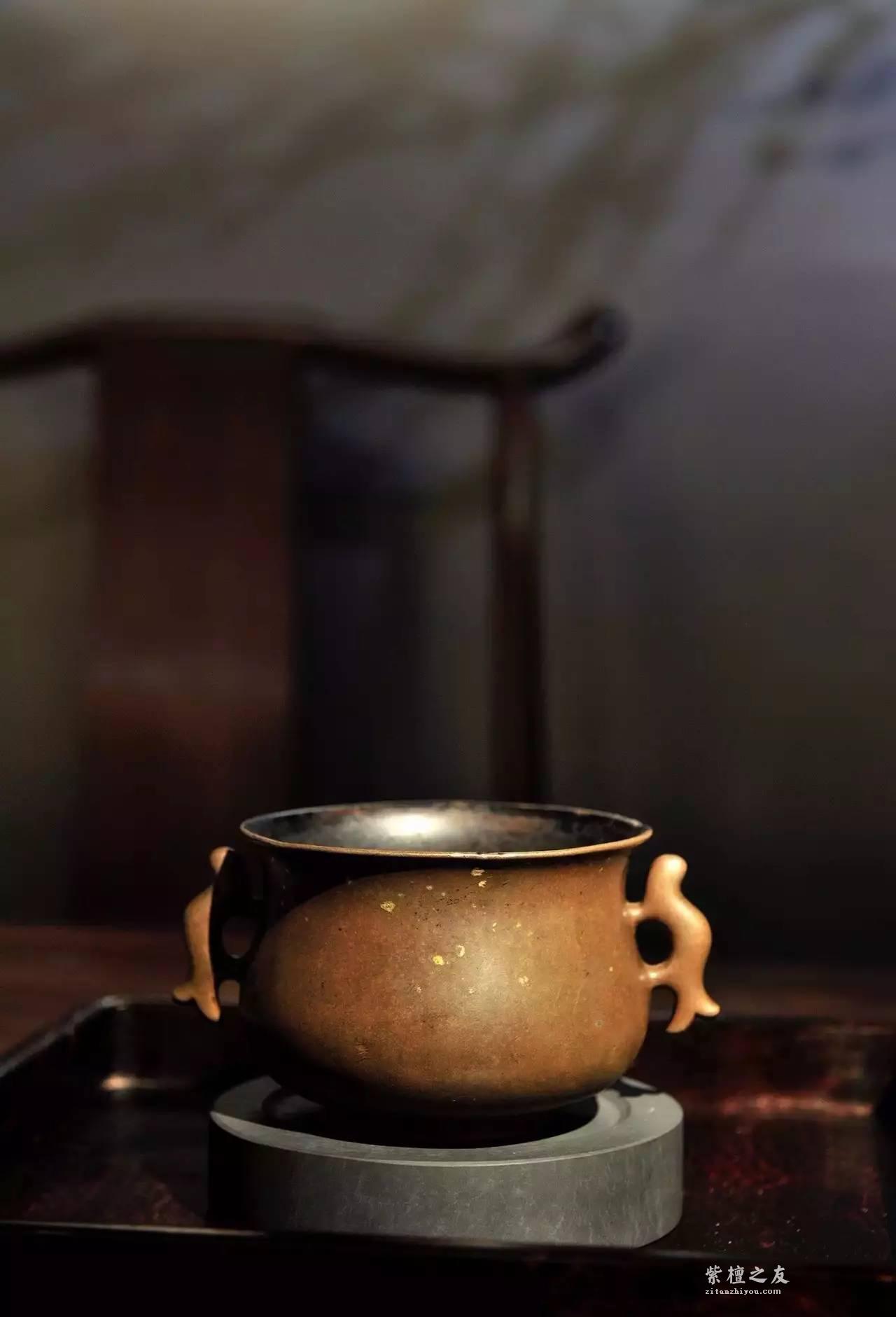 古代文人书斋是如何布置的？紫檀在古人案头中的地位-20