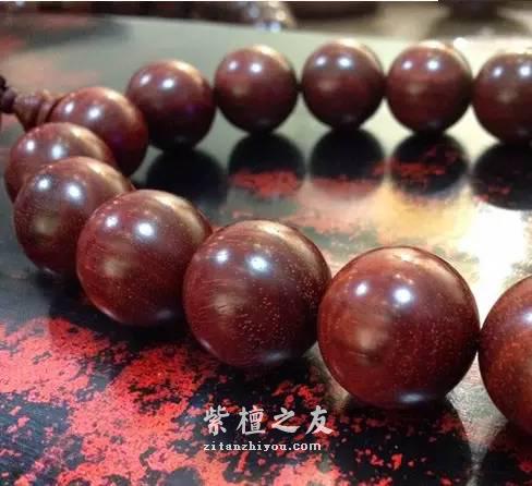 小叶紫檀手串为什么会开裂？小叶紫檀开裂补救方法介绍-2