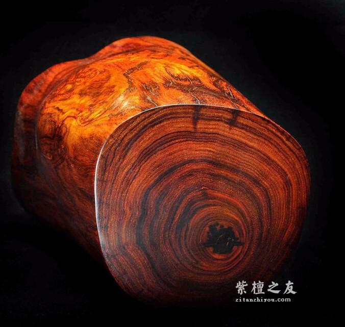 花梨纹紫檀瘿木笔筒欣赏 难得一见的好料-1