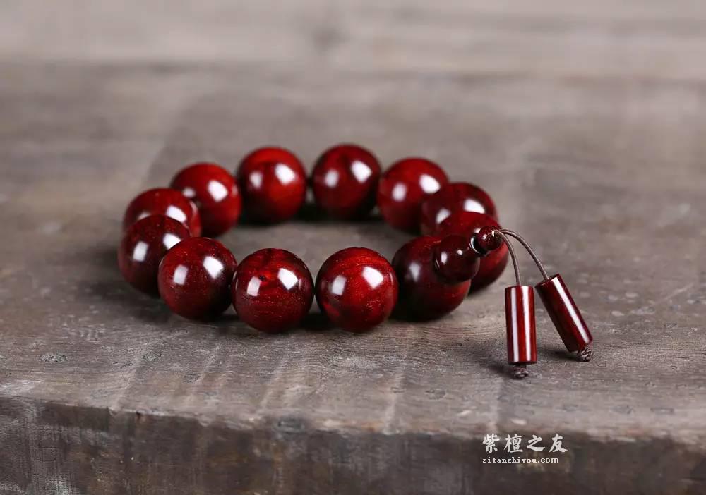 小叶紫檀2.0规格手串 泥料鸡血红带金星易包浆-4
