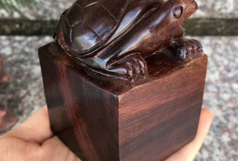 七夕送礼要特别的：印度小叶紫檀印章《长寿龟》让爱情也长寿