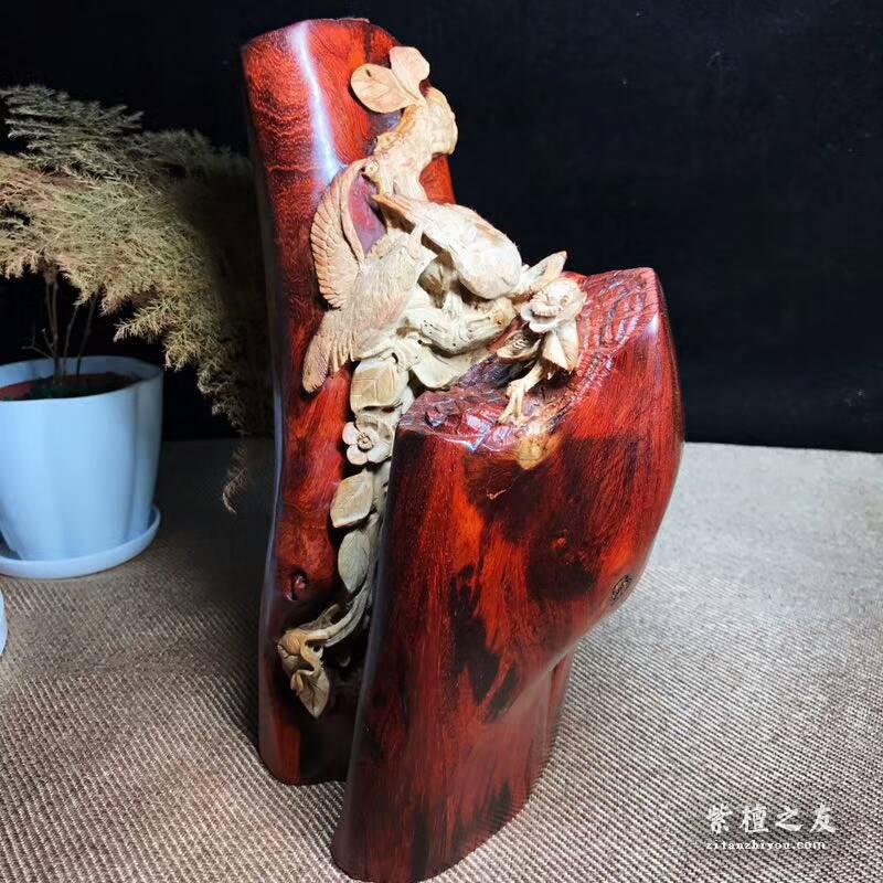 小叶紫檀工艺品 利用白皮巧雕花鸟栩栩如生-2