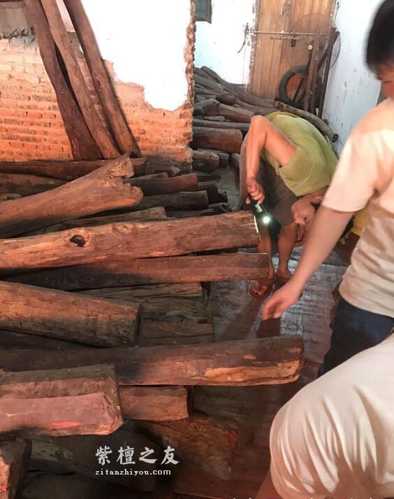 福建仙游榜头--全国知名红木批发集散地-7