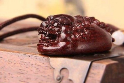 这些小叶紫檀雕件，你知道它们的含义吗？