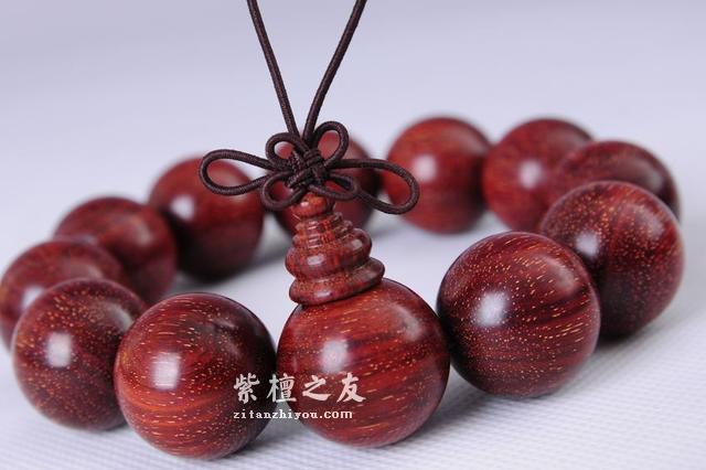 搞不懂大叶紫檀和小叶紫檀，还如何谈收藏？-1