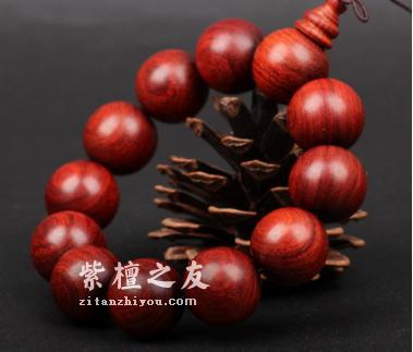 聊一聊小叶紫檀手串的“四大怕”-2