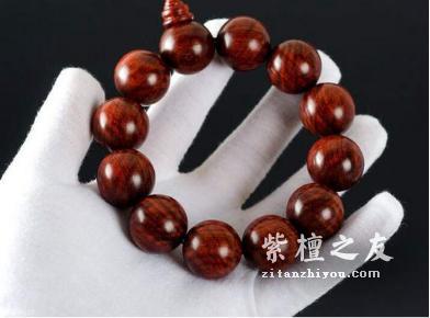 小叶紫檀盘玩原则——少盘多放-2