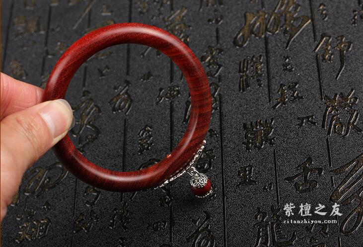 天然小叶紫檀老料手镯镶嵌藏银吊坠柔润透亮正宗小叶紫檀手环首饰-7