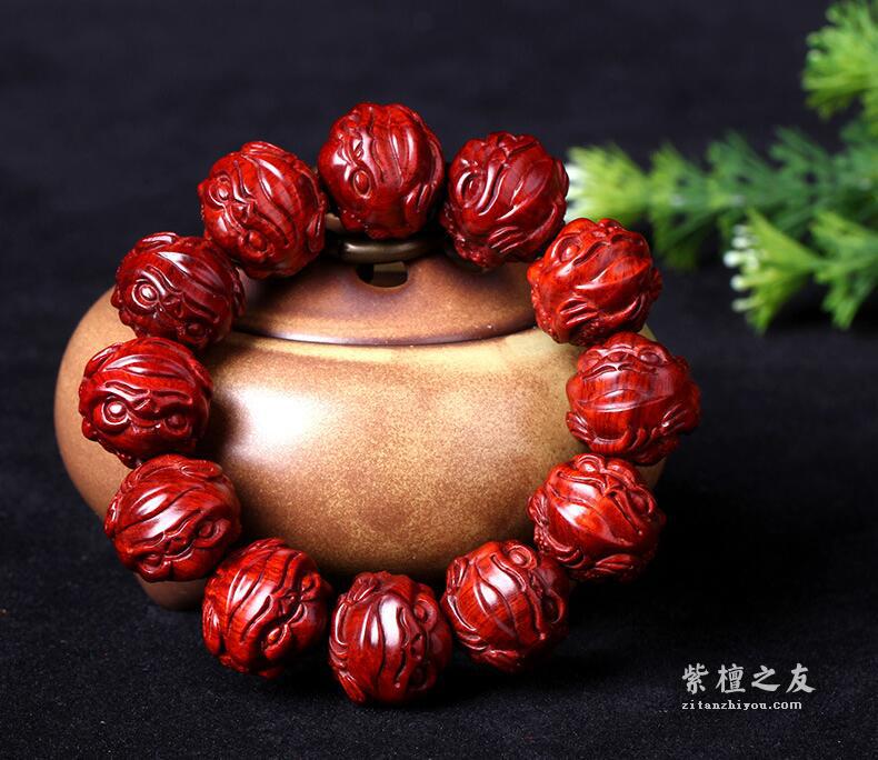 印度小叶紫檀金蟾2.0手串 鸡血红 手工精细雕琢 高油高密-3