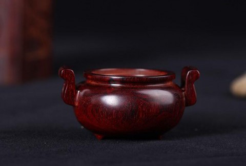 小叶紫檀香炉