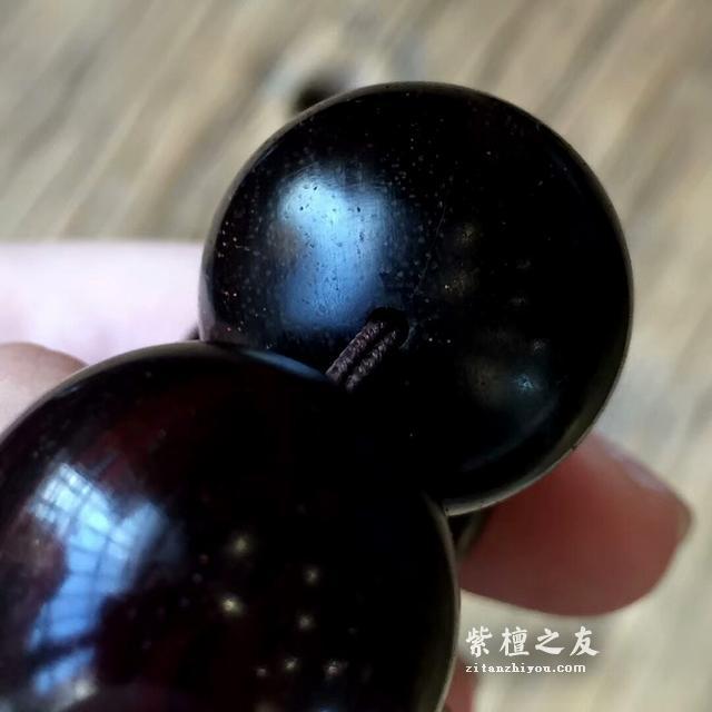 一篇说透小叶紫檀手串怎么盘玩以及保养-3