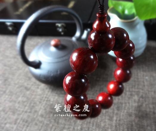 小叶紫檀手串如何盘玩保养直达包浆？-3