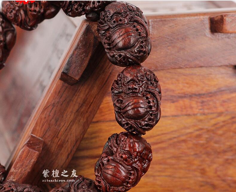 印度小叶紫檀老料精雕刻手串 貔貅有求必应佛珠念珠 个性潮流手饰-4