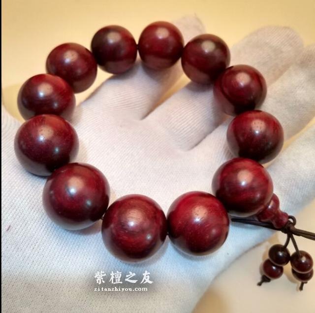 中高端小叶紫檀手串收藏需要注意的事项-3